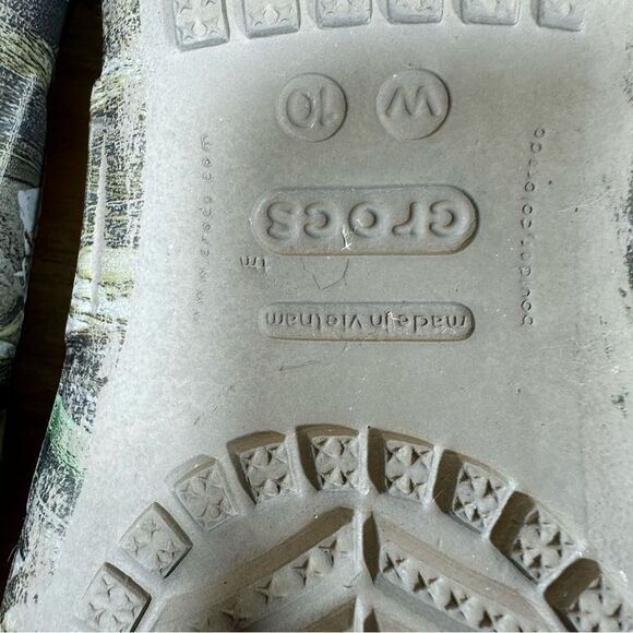 Crocs - Swiftwater Wave Realtree Edge Camo Flip Flop Women’s Size 10 - Picture 6 of 7